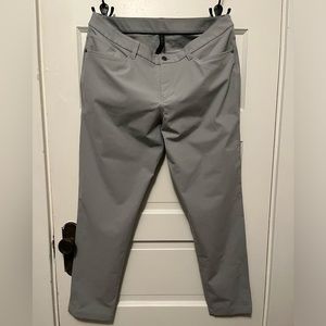 Men’s Lululemon ABC Slim Fit Warpstreme Pants - 35x30 - Silver Drop